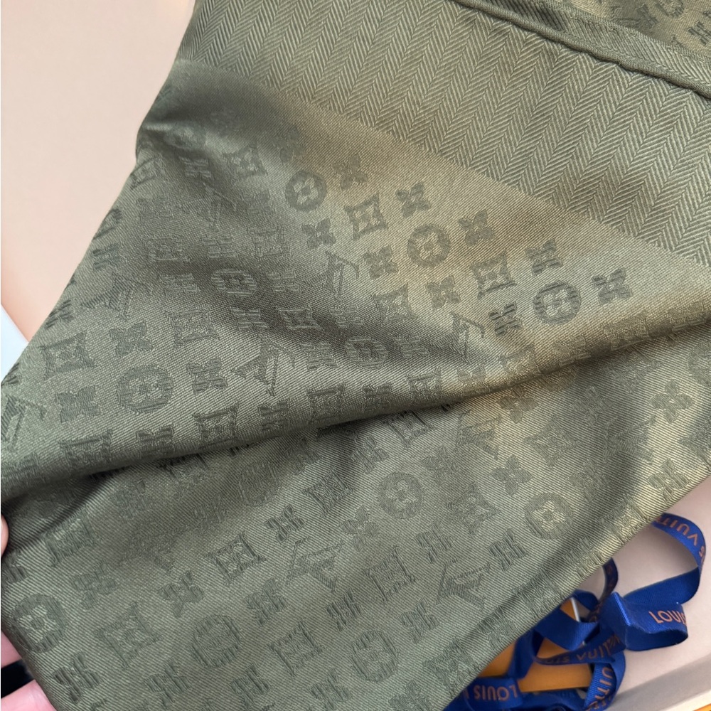 Louis Vuitton Green Monogram Scarf - Evermore